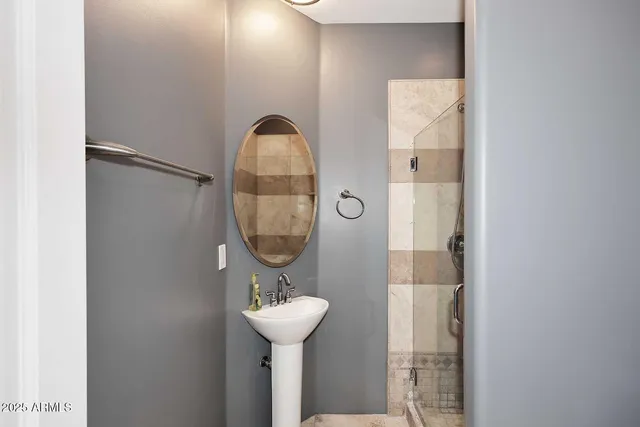 $5,500 | 18258 North 15th Place, Phoenix, AZ 85022