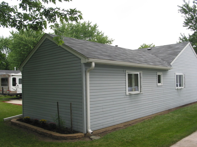 64 Eastfield Road Montgomery, IL 60538 - Photo 4 of 22 a view of outdoor space and yard