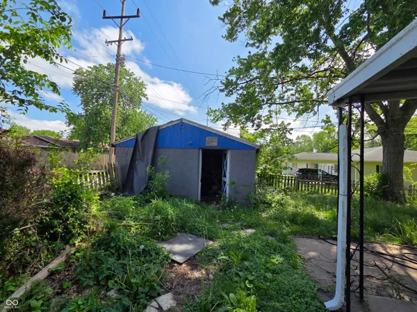 $78,500 | 215 East Collins Street, Brazil, IN 47834