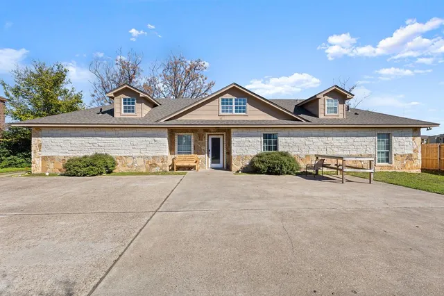$425,000 | 108 Overture Court, Waco, TX 76706