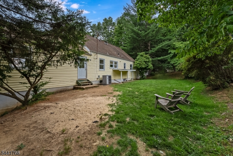 27 Dogwood Road Morris Plains, NJ 07950 - Photo 21 of 25