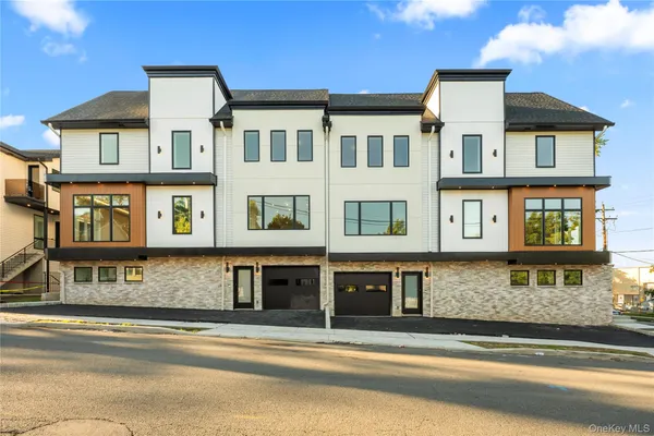 $1,349,000 | 9 Lincoln Street, Unit 201, Spring Valley, NY 10977