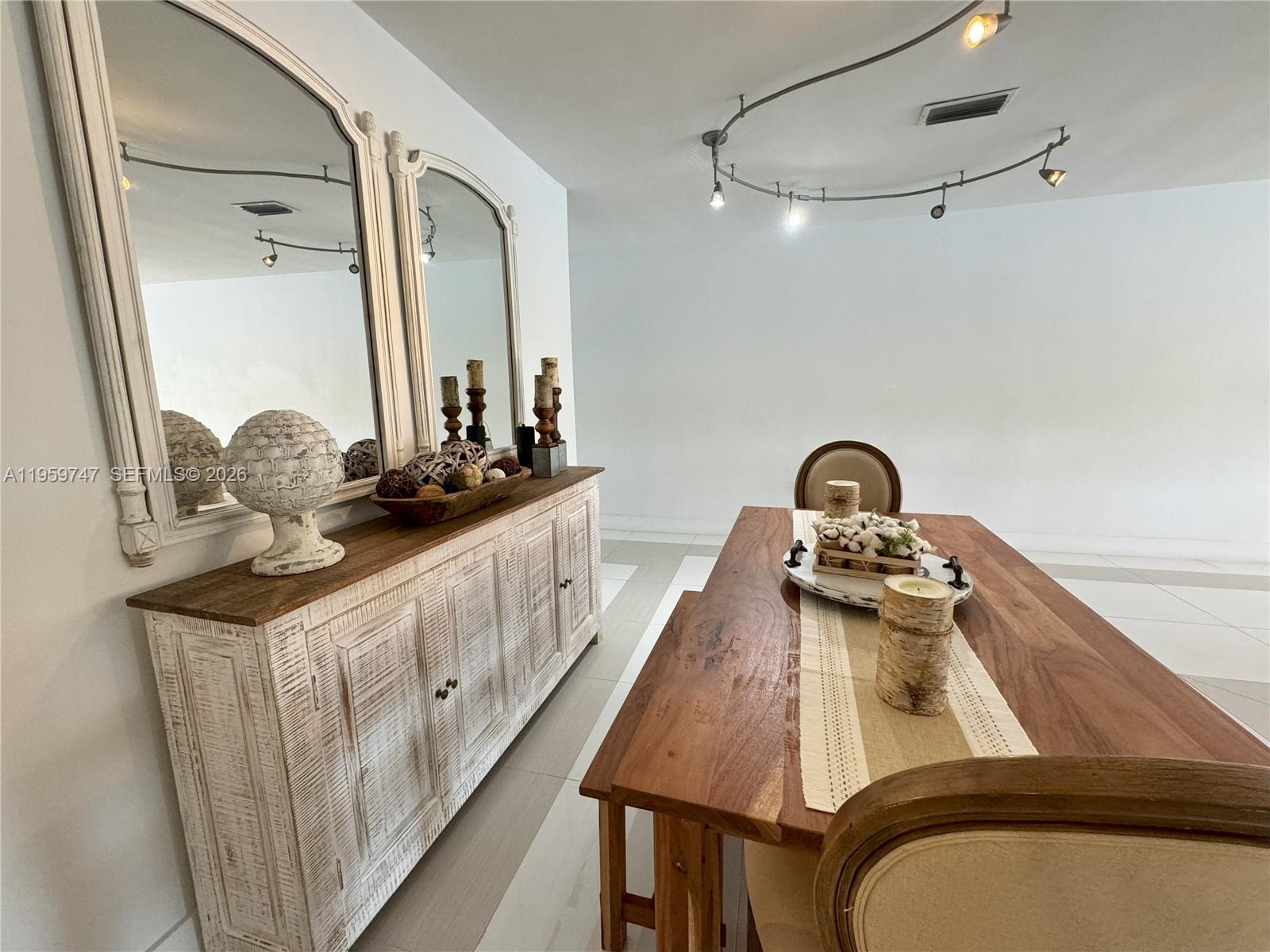 7002 Holly Road Miami Lakes, FL 33014 - Photo 31 of 36