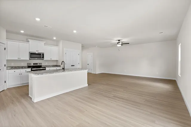 $344,900 | 1204 Crested Iris Street, Moore, SC 29369