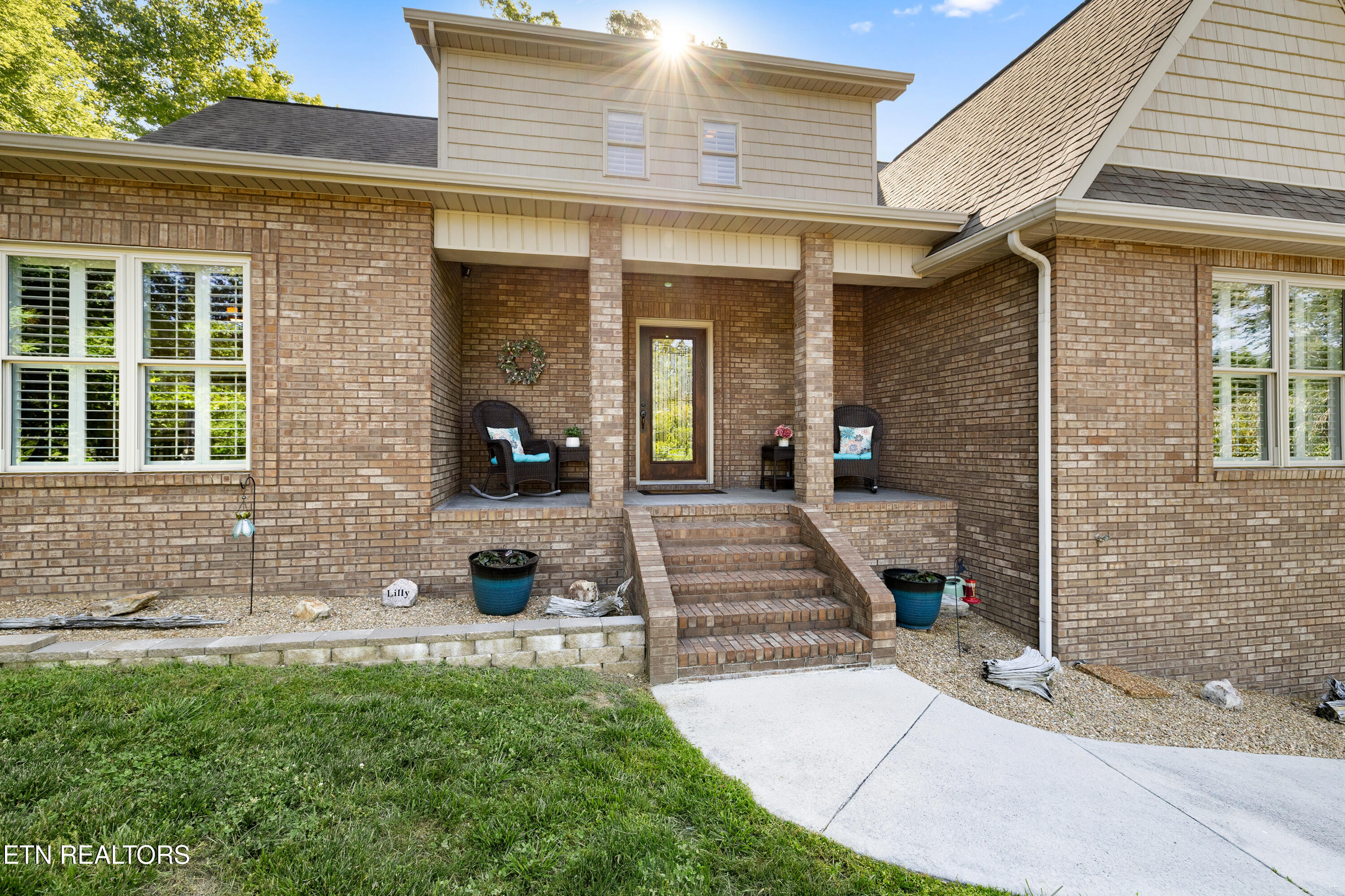 127 Ridgeland Lane Sharps Chapel, TN 37866 - Photo 6 of 52 Front porch