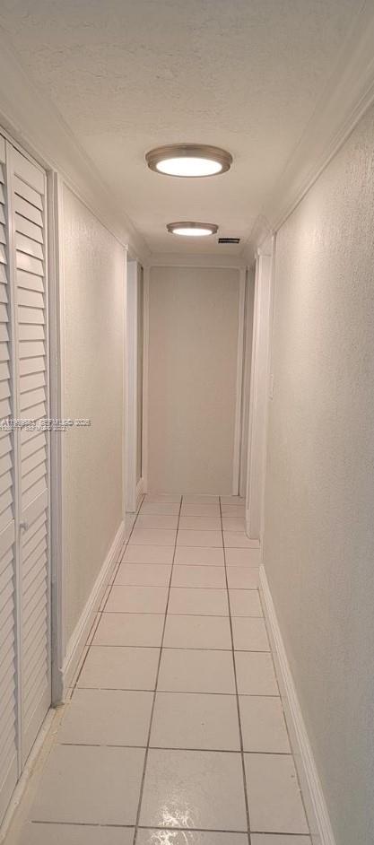 10835 Southwest 41st Terrace Miami, FL 33165 - Photo 12 of 28