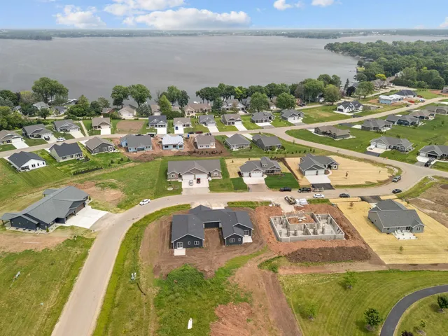 $720,000 | 3453 Veanna Boulevard, Oshkosh, WI 54904