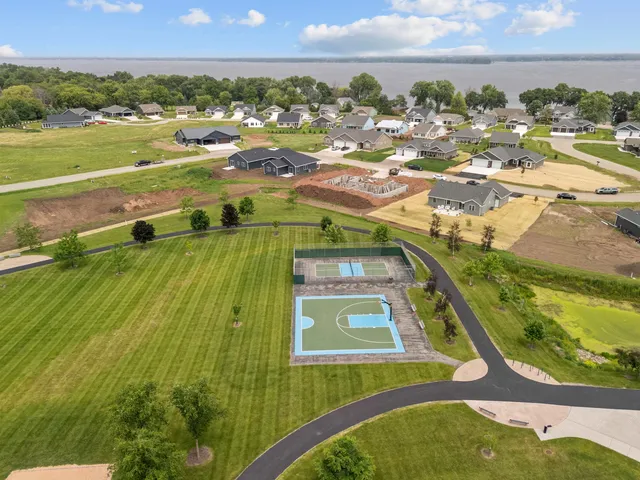 $720,000 | 3453 Veanna Boulevard, Oshkosh, WI 54904