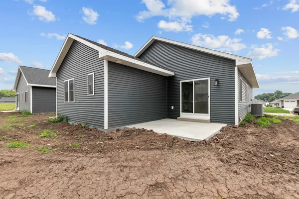 $720,000 | 3453 Veanna Boulevard, Oshkosh, WI 54904