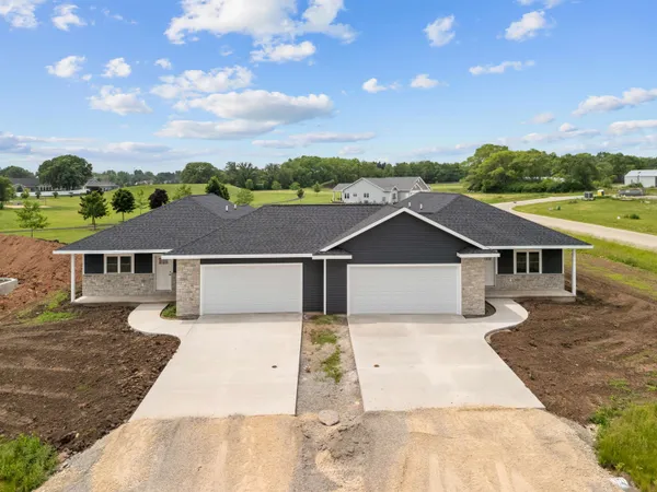 $720,000 | 3453 Veanna Boulevard, Oshkosh, WI 54904