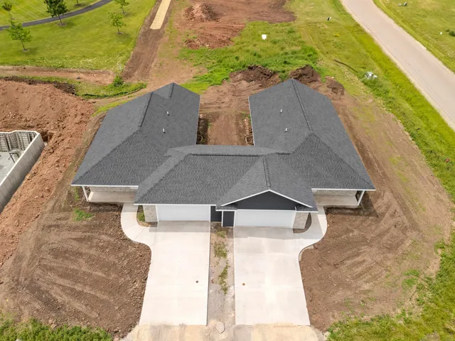 $720,000 | 3453 Veanna Boulevard, Oshkosh, WI 54904