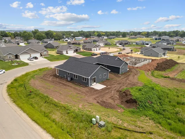 $720,000 | 3453 Veanna Boulevard, Oshkosh, WI 54904