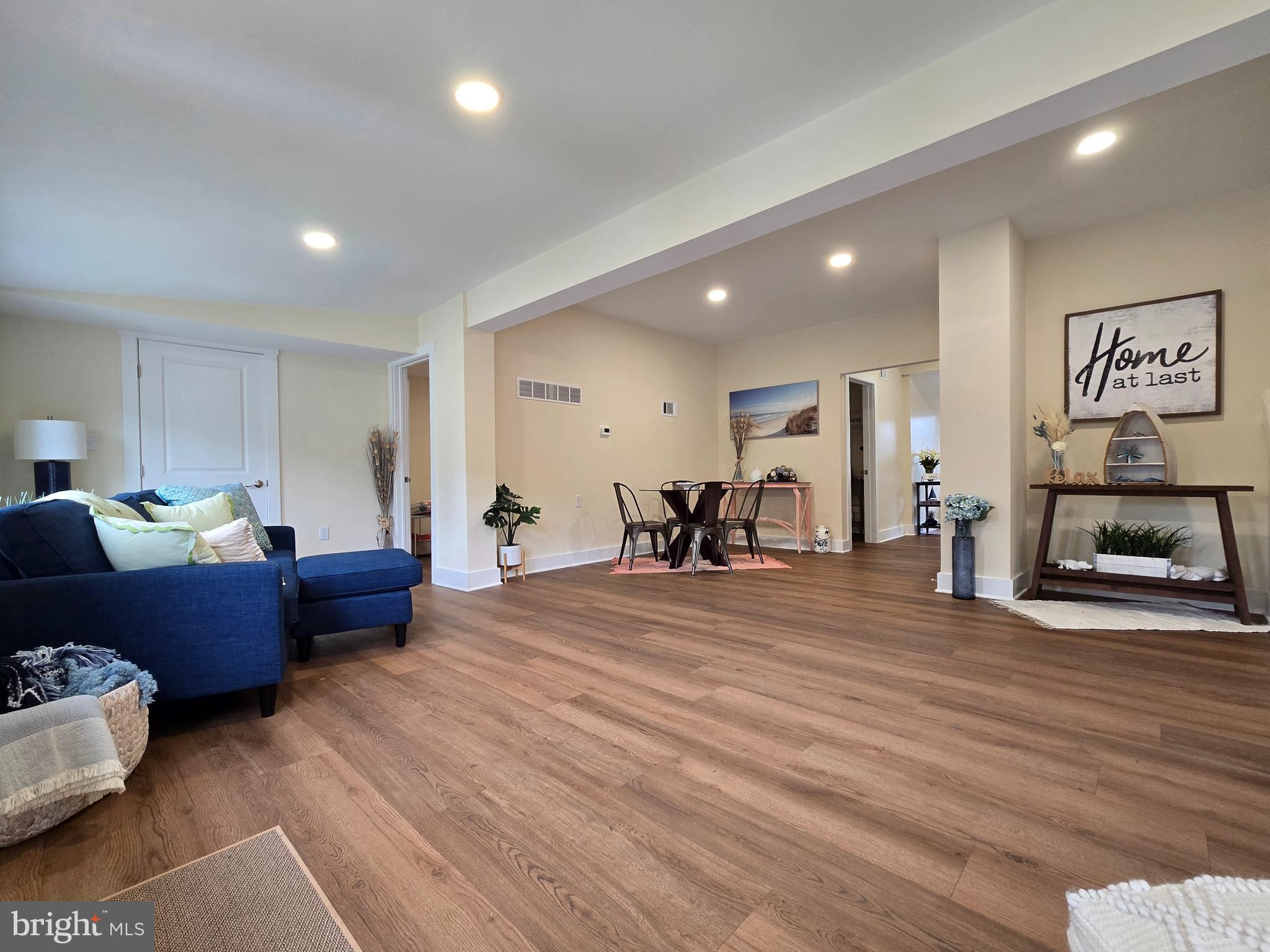 261 Arundel Road Pasadena, MD 21122 - Photo 7 of 24
