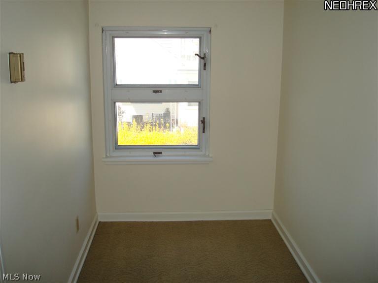 237 Valleyview Avenue Northwest Canton, OH 44708 - Photo 13 of 16 Gallery Image 13