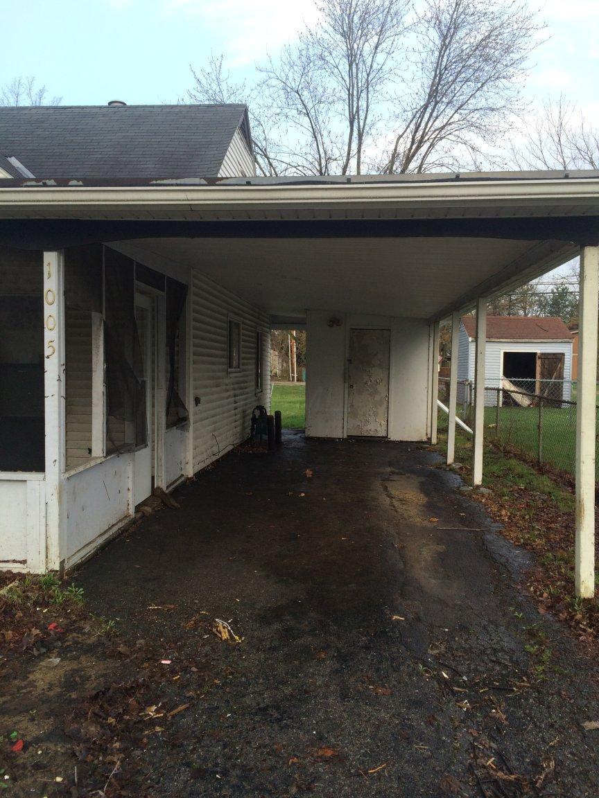 1005 Exeter Road Columbus, OH 43213 - Photo 3 of 18