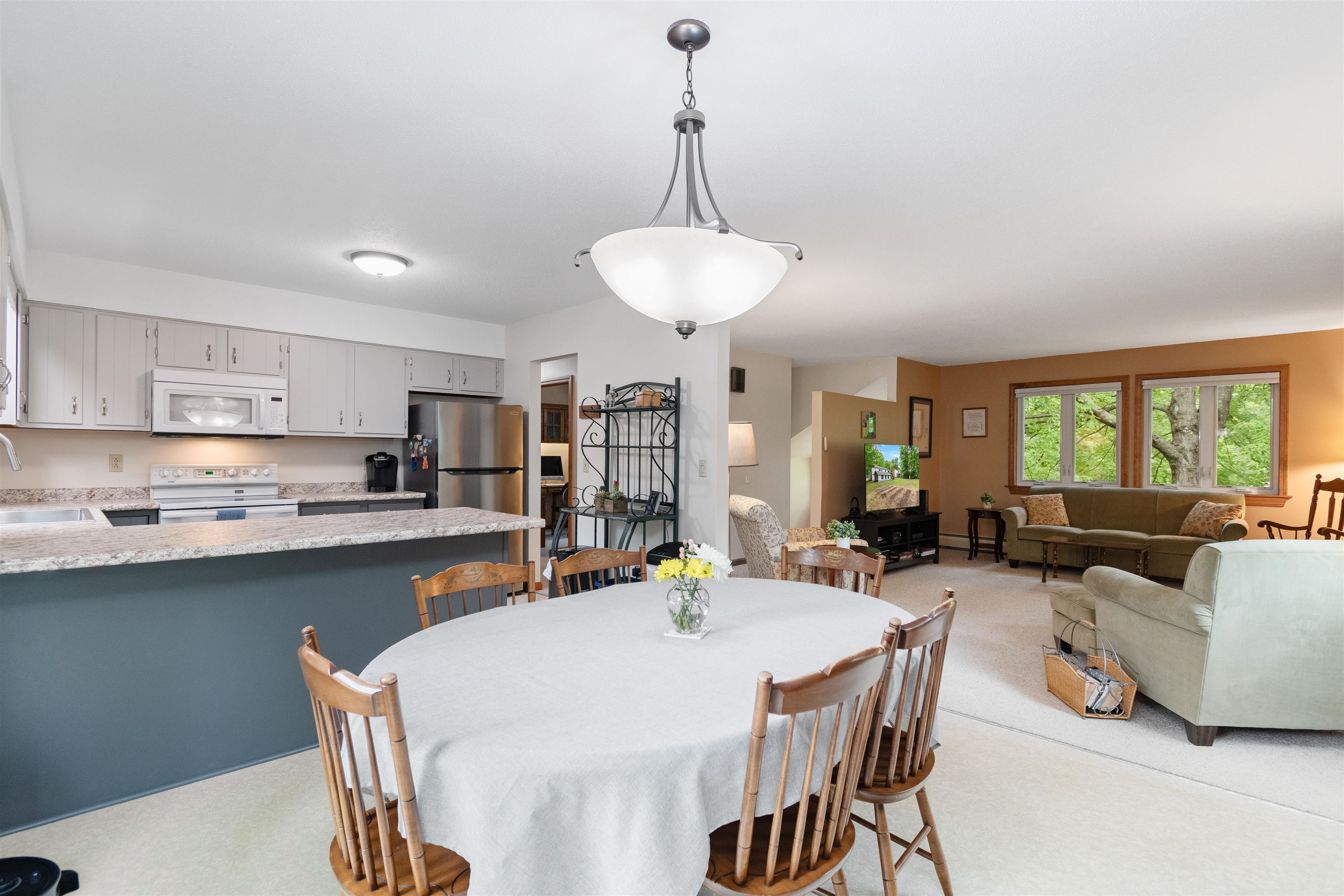 488 North Brownell Road Williston, VT 05495 - Photo 10 of 55