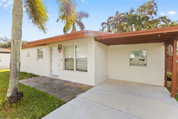 $2,550 | 4184 Southwest 49th Court, Fort Lauderdale, FL 33314
