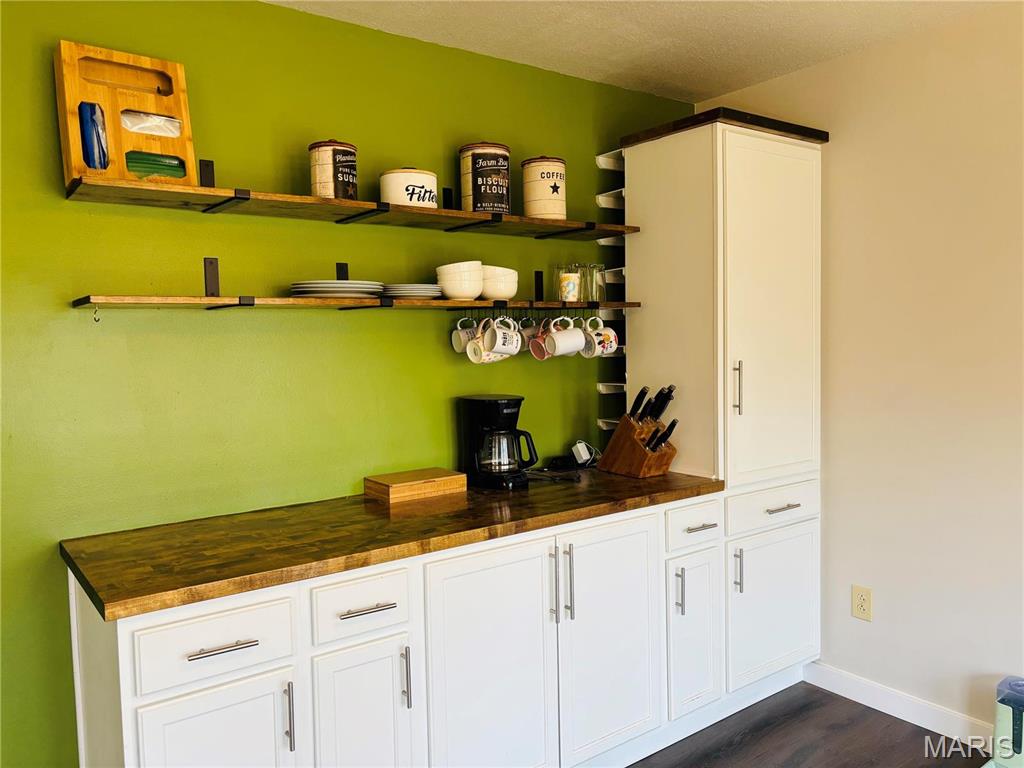 8070 Timber Trail Barnhart, MO 63012 - Photo 16 of 45