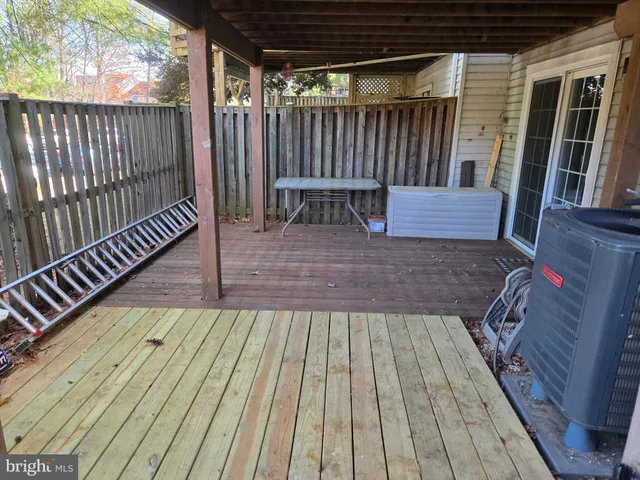 $1,100 | 5922 Annaberg Place, Unit 189, Burke, VA 22015