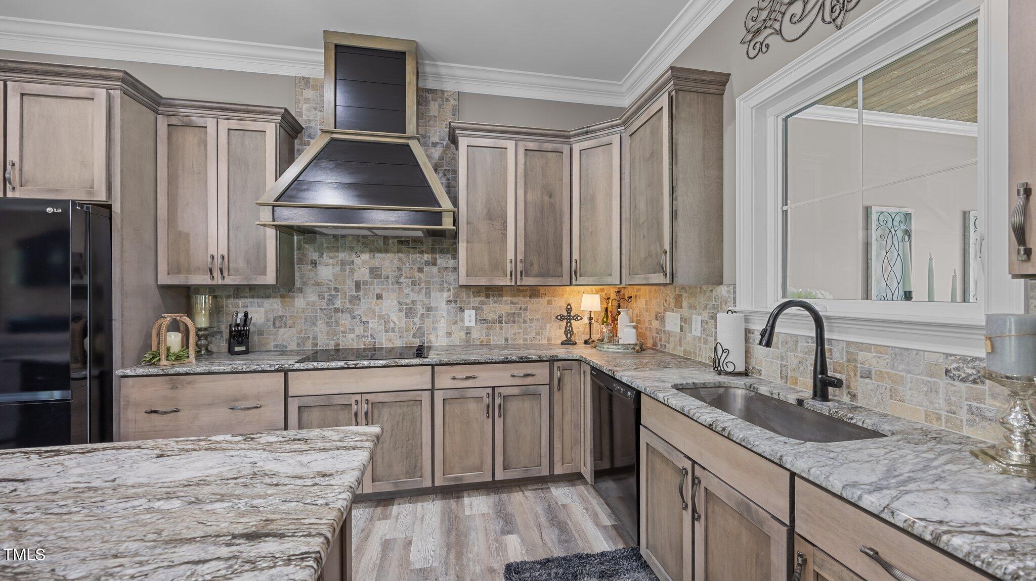 4152 Boyd Wright Road Burlington, NC 27215 - Photo 17 of 65 Kitchen