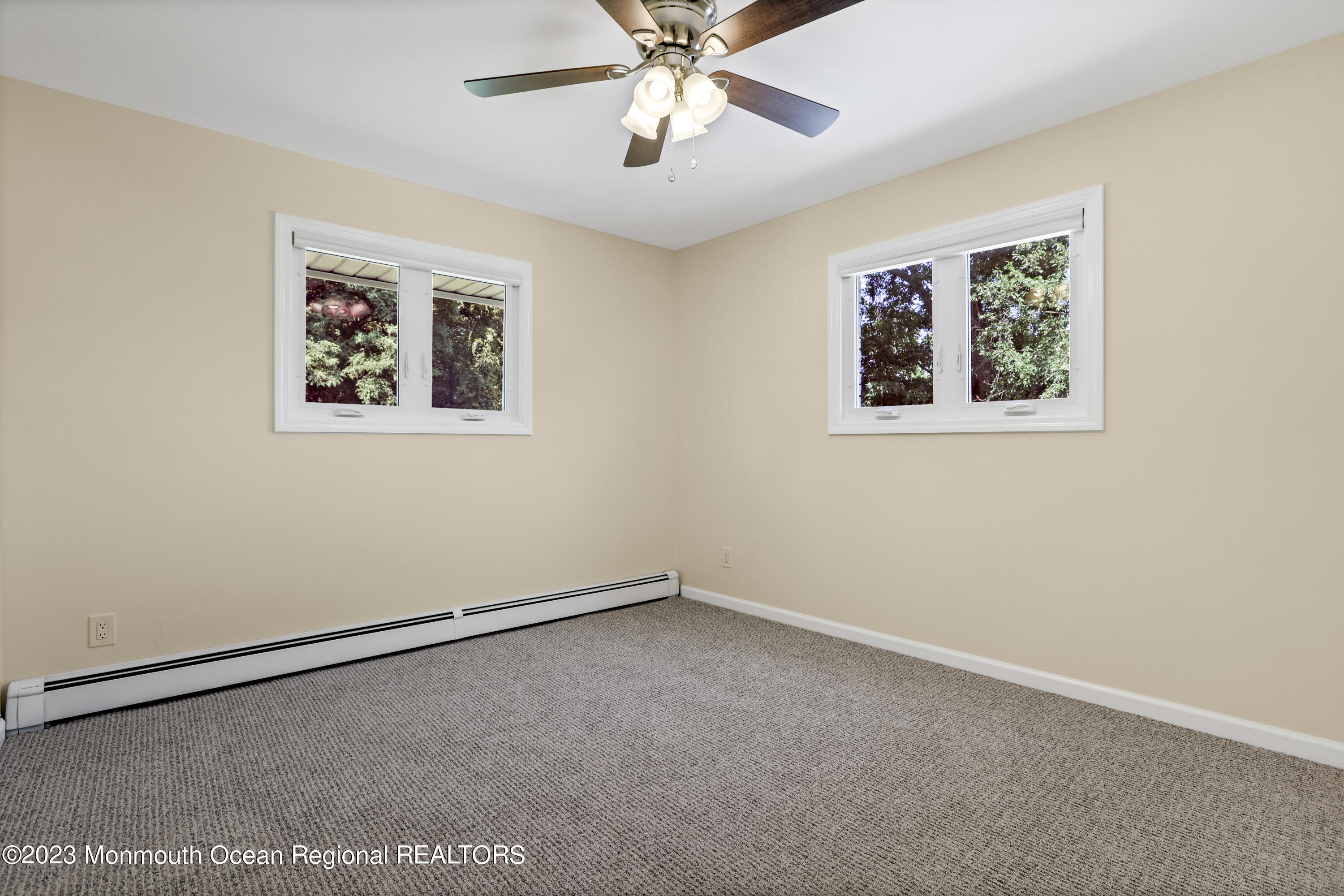 566 E Road Belford, NJ 07718 - Photo 17 of 35 8V7A0797