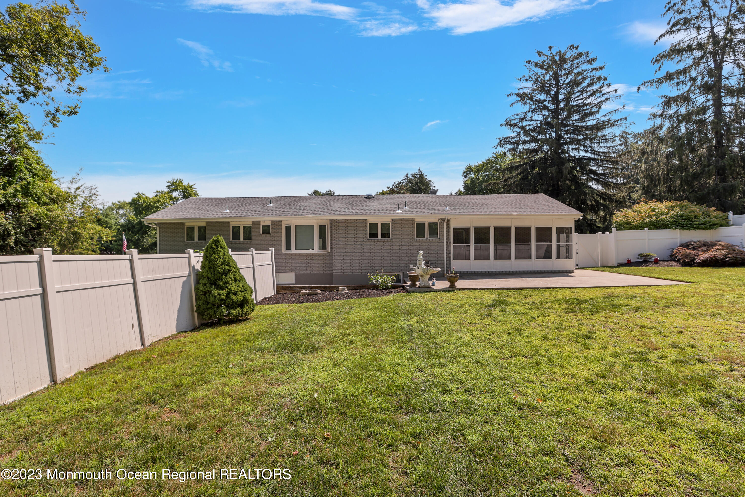 566 E Road Belford, NJ 07718 - Photo 35 of 35 8V7A0641