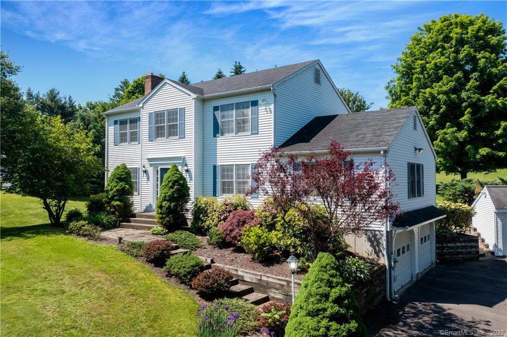32 Flat Swamp Road Newtown, CT 06470 - Photo 1 of 1