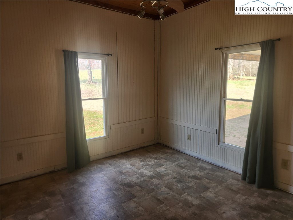 363 Center Church Road Hiddenite, NC 28636 - Photo 24 of 49