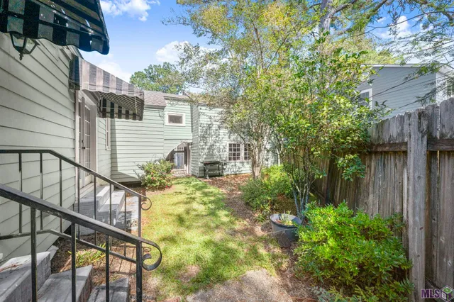 $2,300 | 1329 St Rose Avenue, Baton Rouge, LA 70808