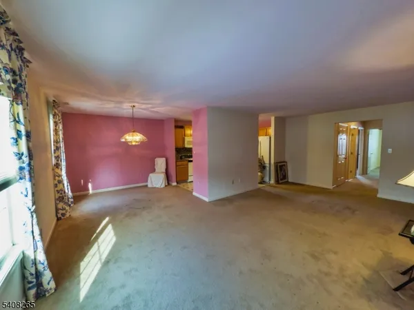 a view of empty room with window