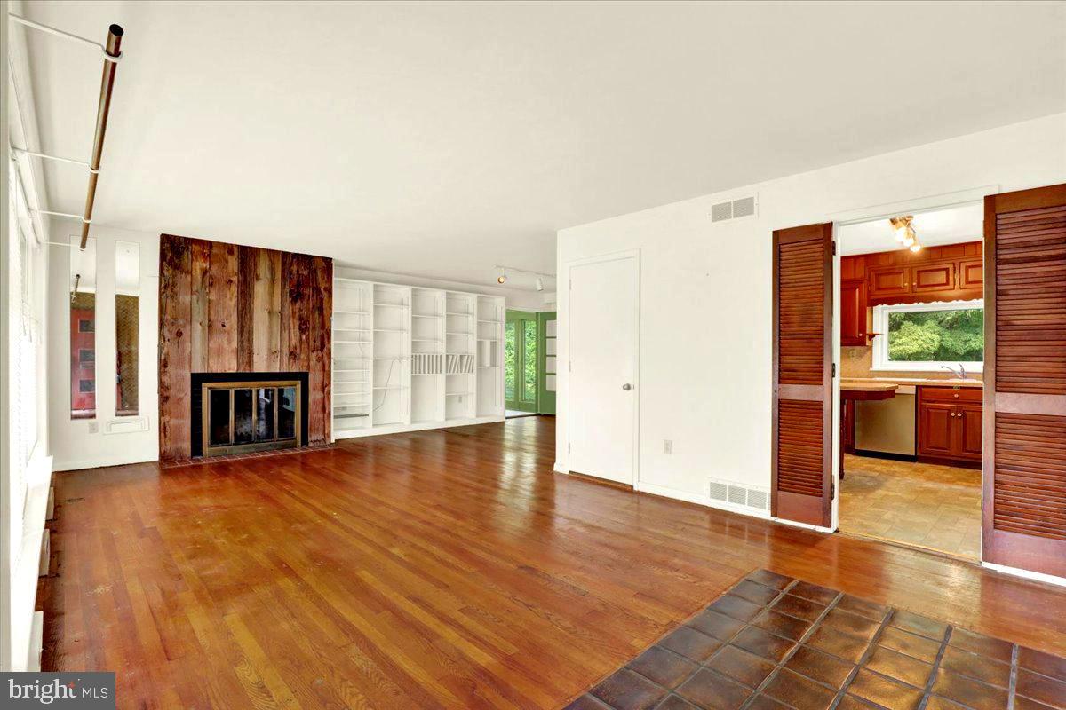1419 Clayton Road Lancaster, PA 17603 - Photo 4 of 29 Gallery Image 4