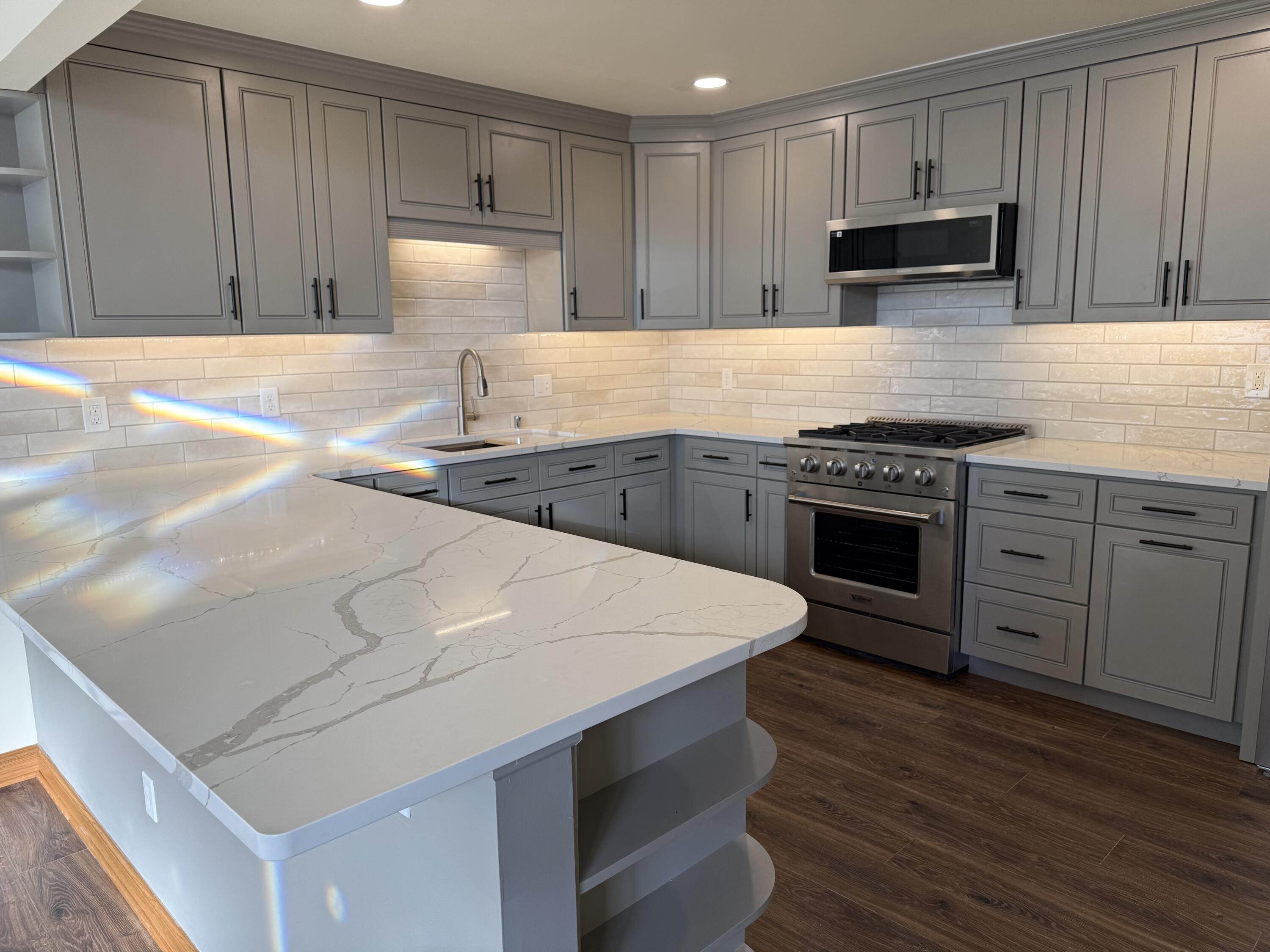 175 Elm Grove Road, Unit D Brookfield, WI 53005 - Photo 2 of 44 Beautiful Kitchen