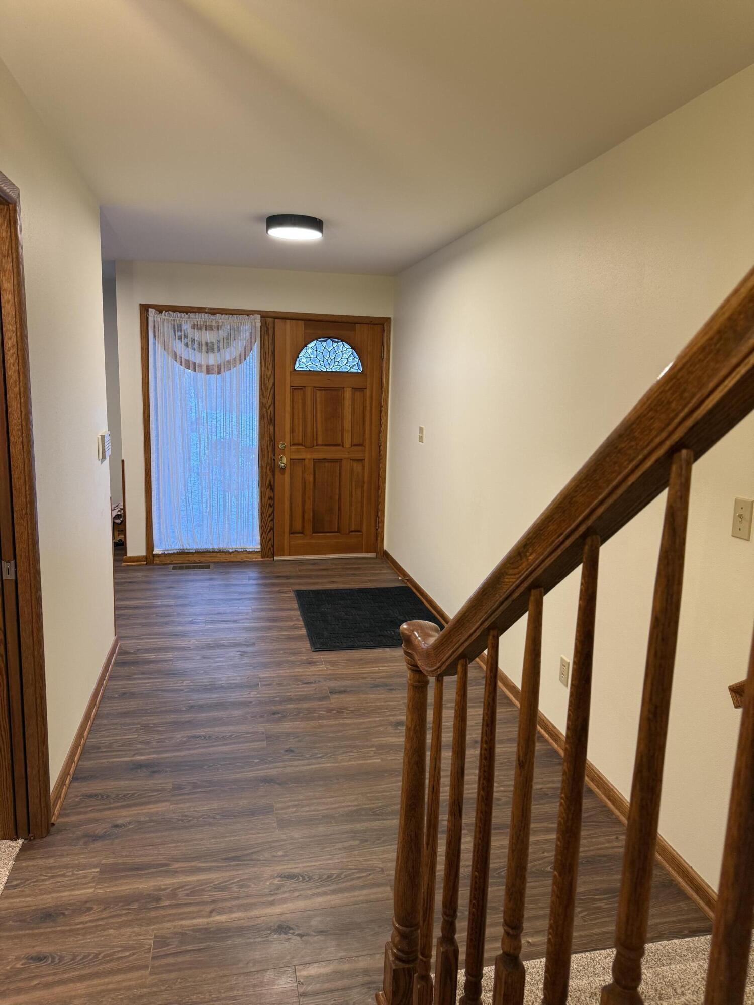 175 Elm Grove Road, Unit D Brookfield, WI 53005 - Photo 34 of 44 Front entry