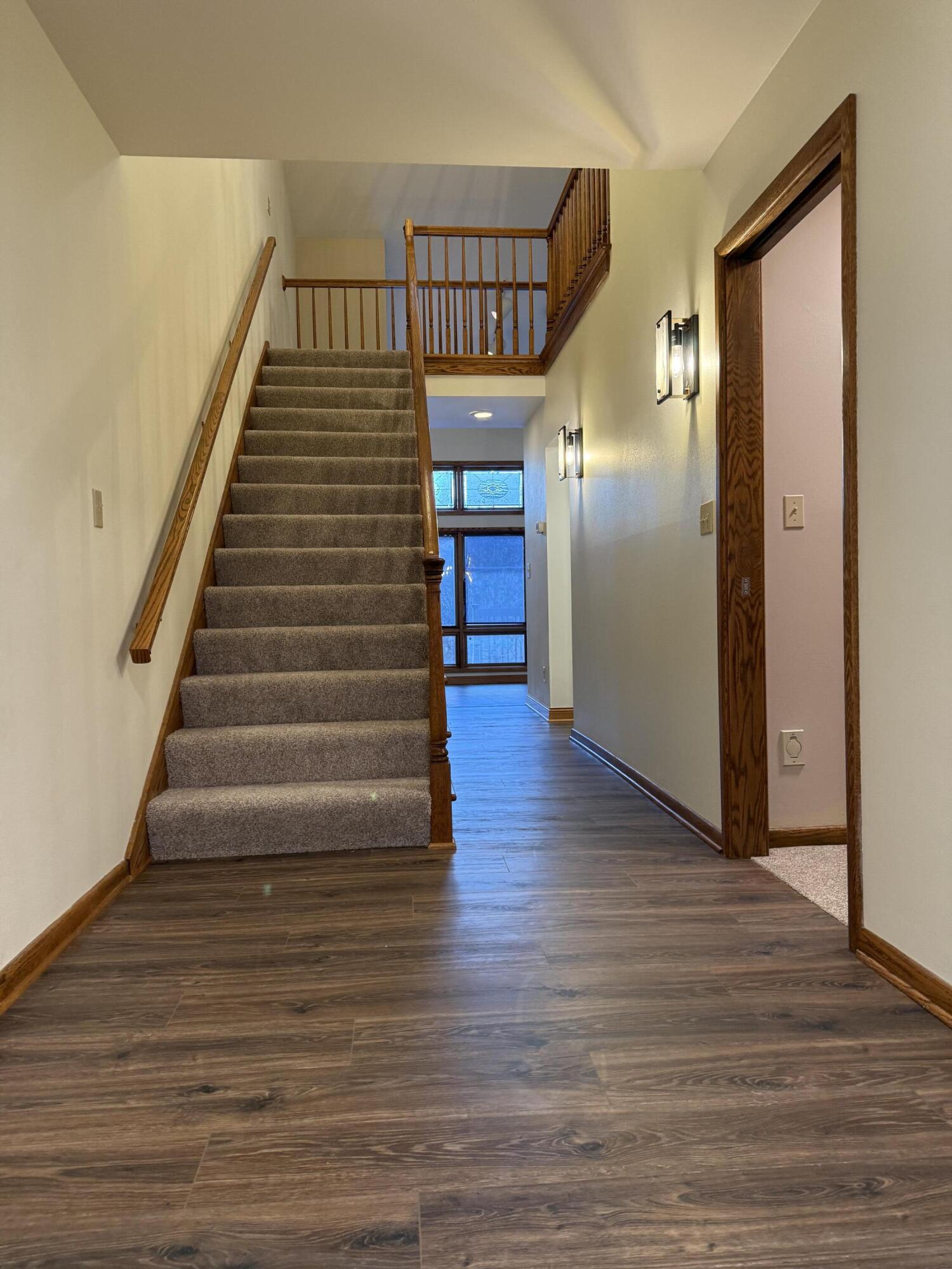 175 Elm Grove Road, Unit D Brookfield, WI 53005 - Photo 35 of 44 Open 2 story Foyer