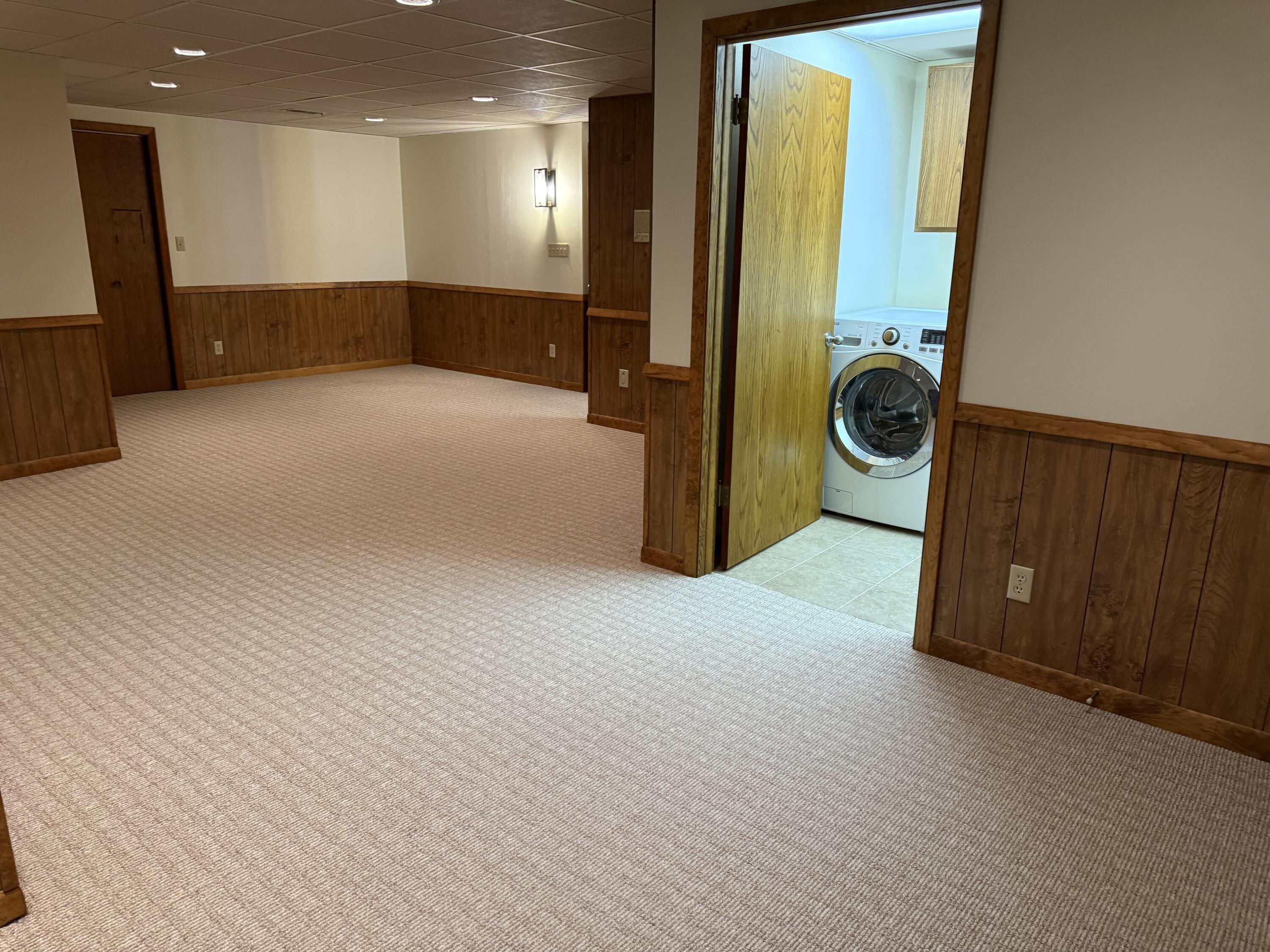 175 Elm Grove Road, Unit D Brookfield, WI 53005 - Photo 39 of 44 Rec Room