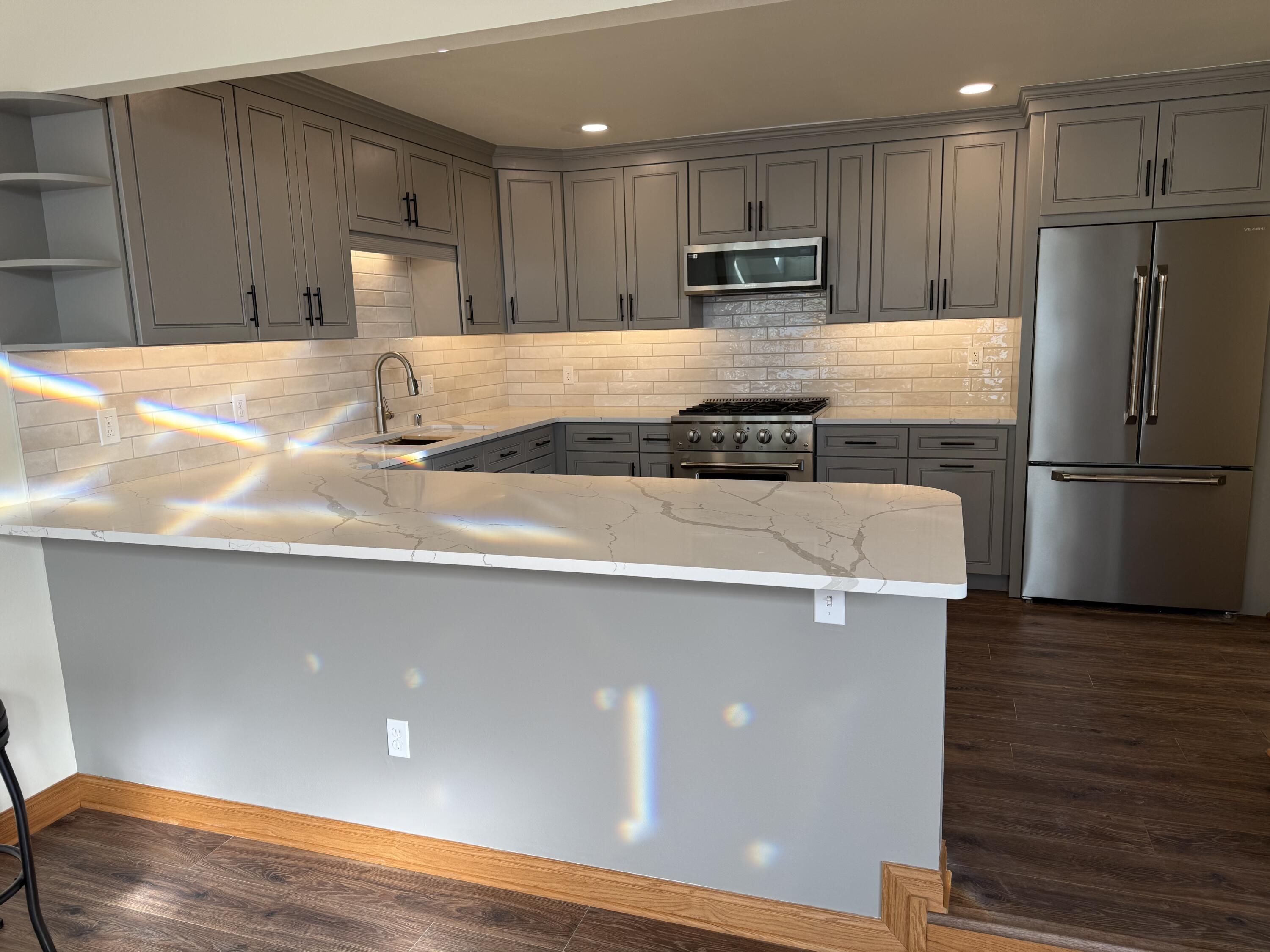 175 Elm Grove Road, Unit D Brookfield, WI 53005 - Photo 5 of 44 Snack Bar