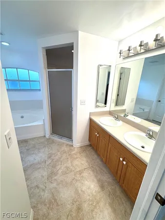 $2,400 | 4409 Southwest 15th Avenue, Cape Coral, FL 33914