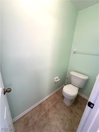 $2,400 | 4409 Southwest 15th Avenue, Cape Coral, FL 33914