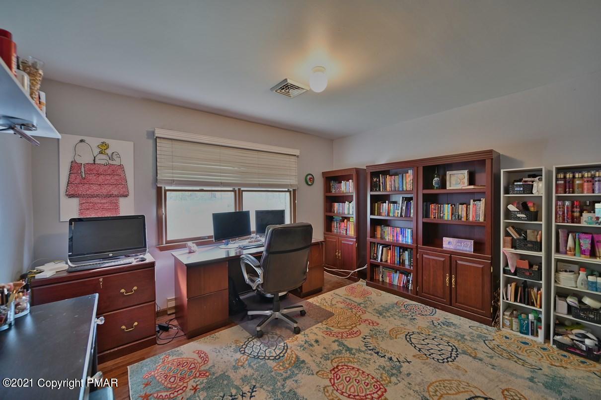 118 Balson Road Stroudsburg, PA 18360 - Photo 45 of 82 Bedroom used as Office
