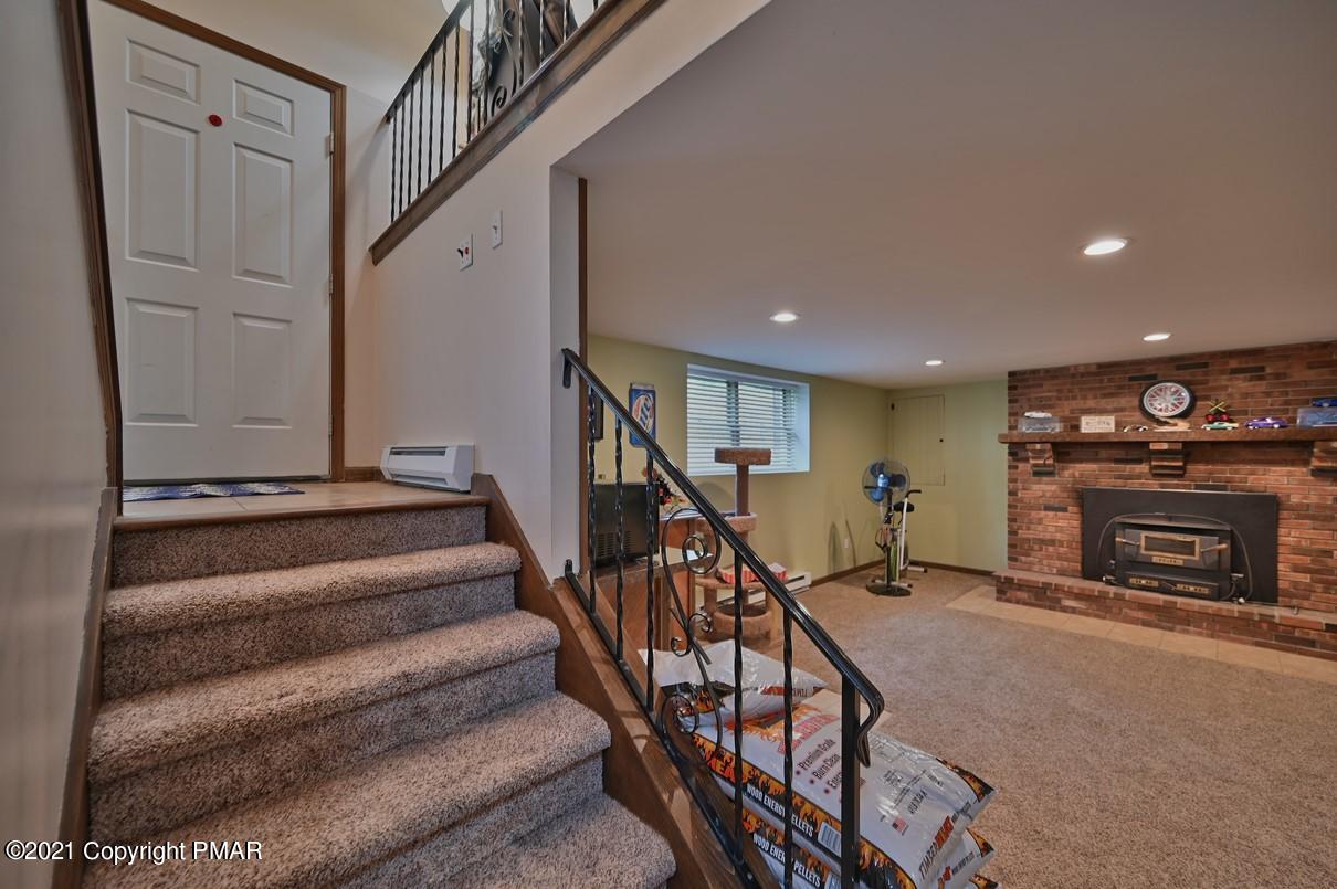 118 Balson Road Stroudsburg, PA 18360 - Photo 51 of 82 Entry