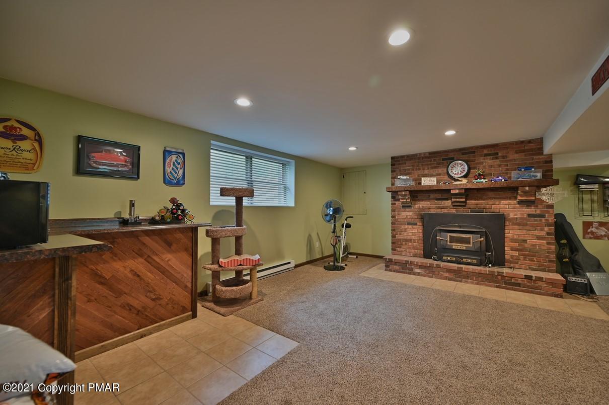 118 Balson Road Stroudsburg, PA 18360 - Photo 54 of 82 Family Room