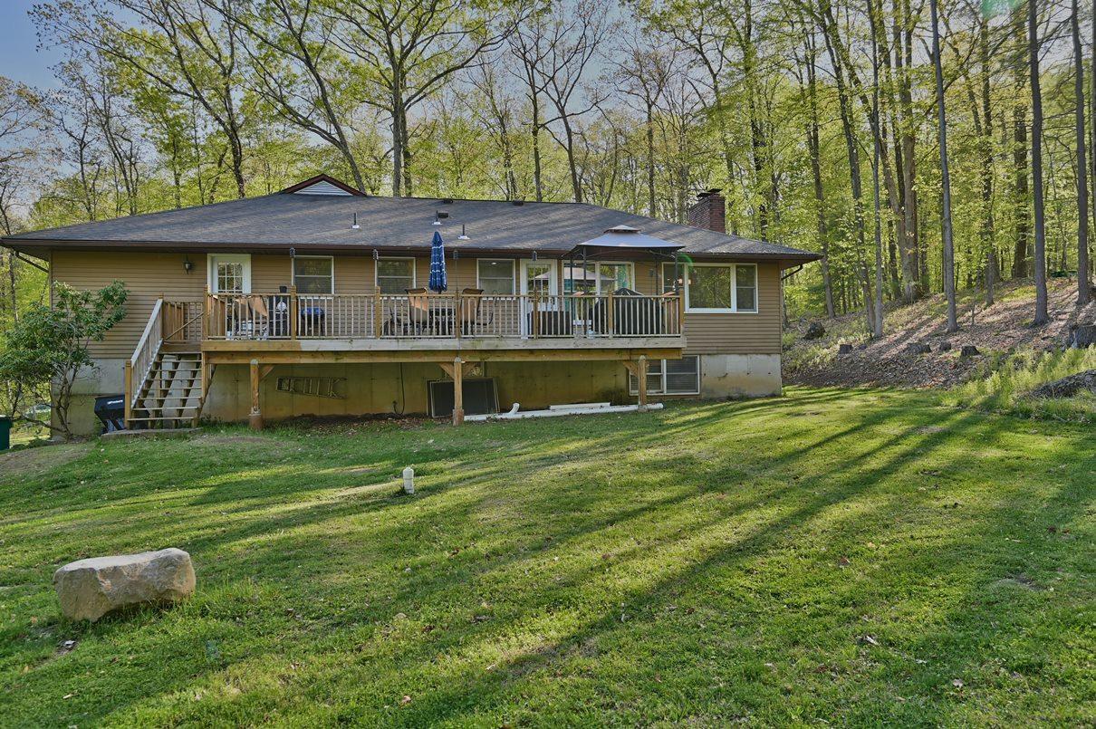 118 Balson Road Stroudsburg, PA 18360 - Photo 76 of 82 Rear