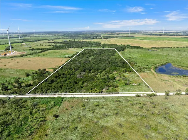 $285,000 | 295 HCR 3240, Mount Calm, TX 76673