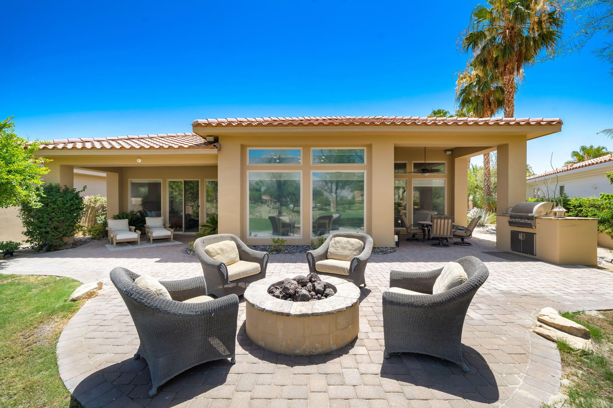 57355 Interlachen La Quinta, CA 92253 - Photo 29 of 35 a view of a house with swimming pool and furniture