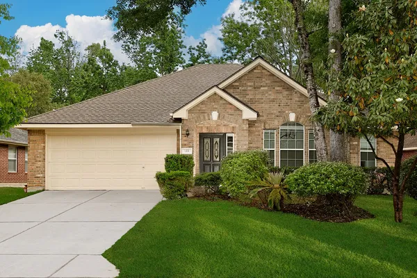 $3,500 | 122 South Abram Circle, The Woodlands, TX 77382