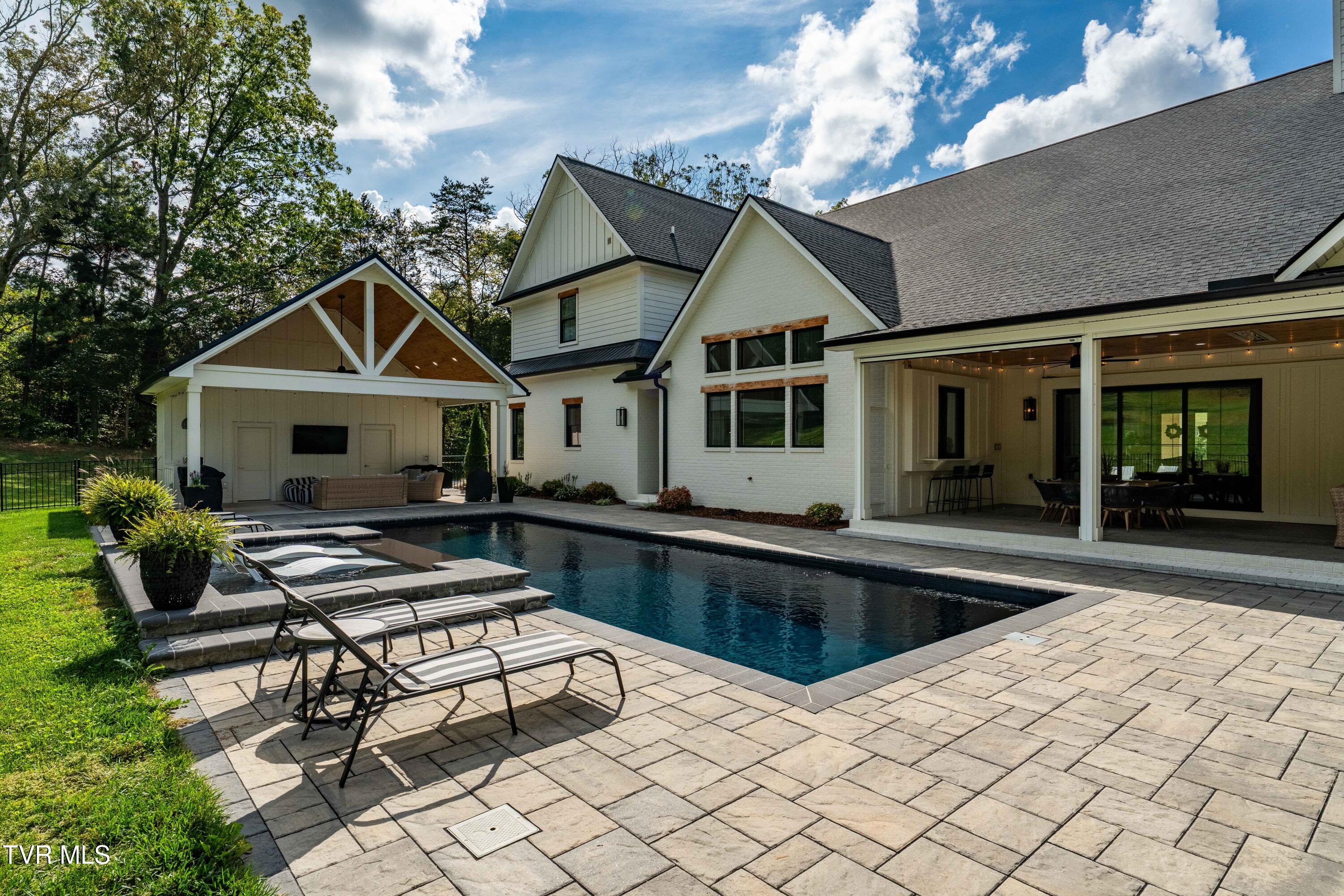 2333 Rock Springs Road Kingsport, TN 37664 - Photo 109 of 165 2333 Rock Springs Road (69 of 169)