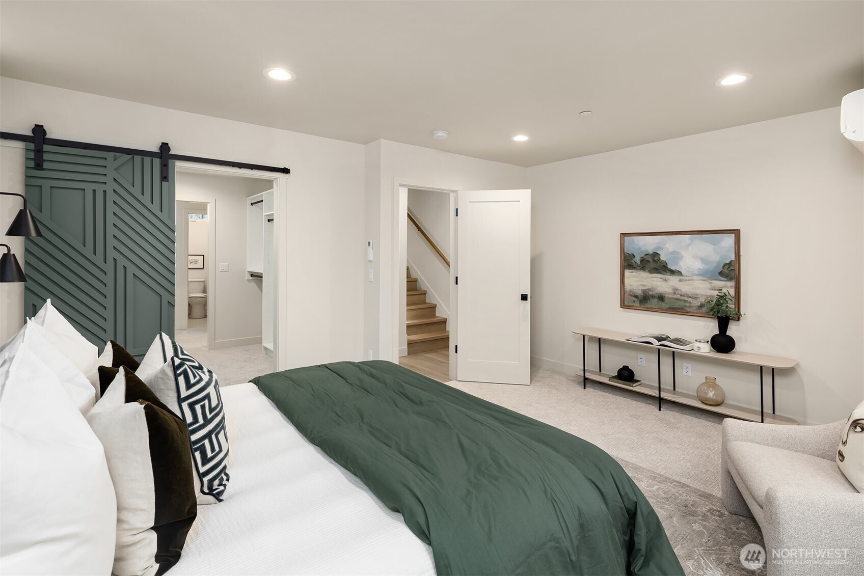 1615 North 50th Street, Unit C Seattle, WA 98103 - Photo 12 of 19