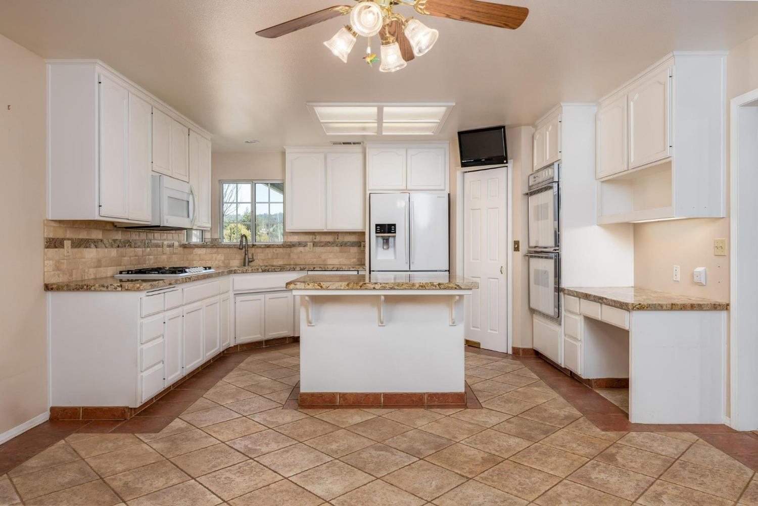46853 Chukchansi Road Coarsegold, CA 93614 - Photo 20 of 75 Gallery Image 20