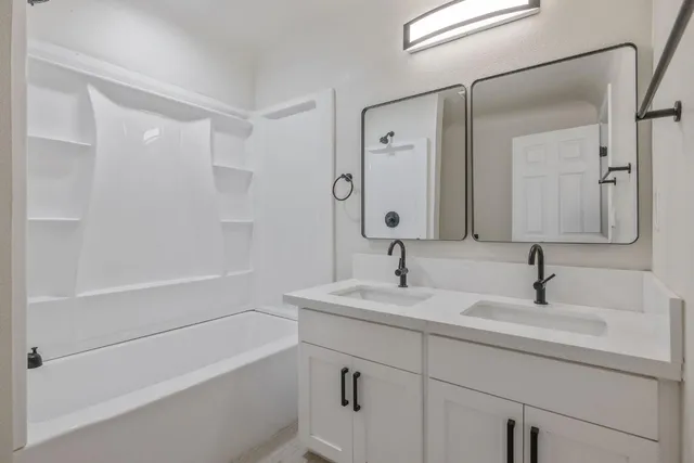 $223,200 | 600 East Tulare Street, Avenal, CA 93204