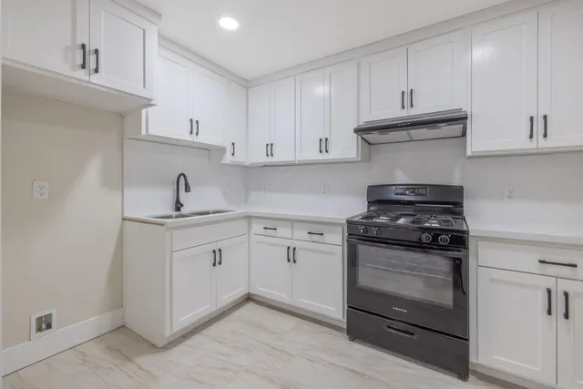 $223,200 | 600 East Tulare Street, Avenal, CA 93204